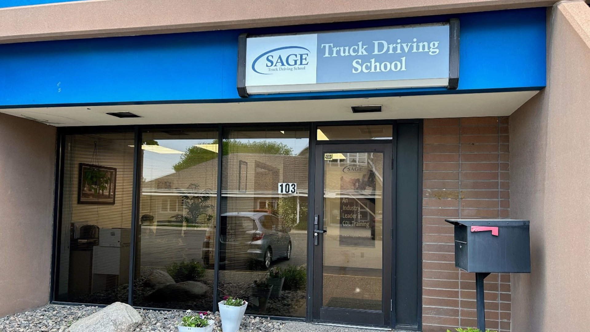 SAGE Truck Driving Schools - CDL Training in Billings