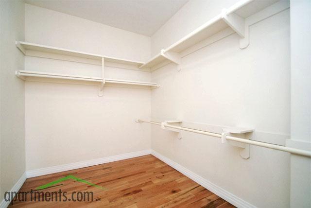 los angeles apartments for rent, walkin closet