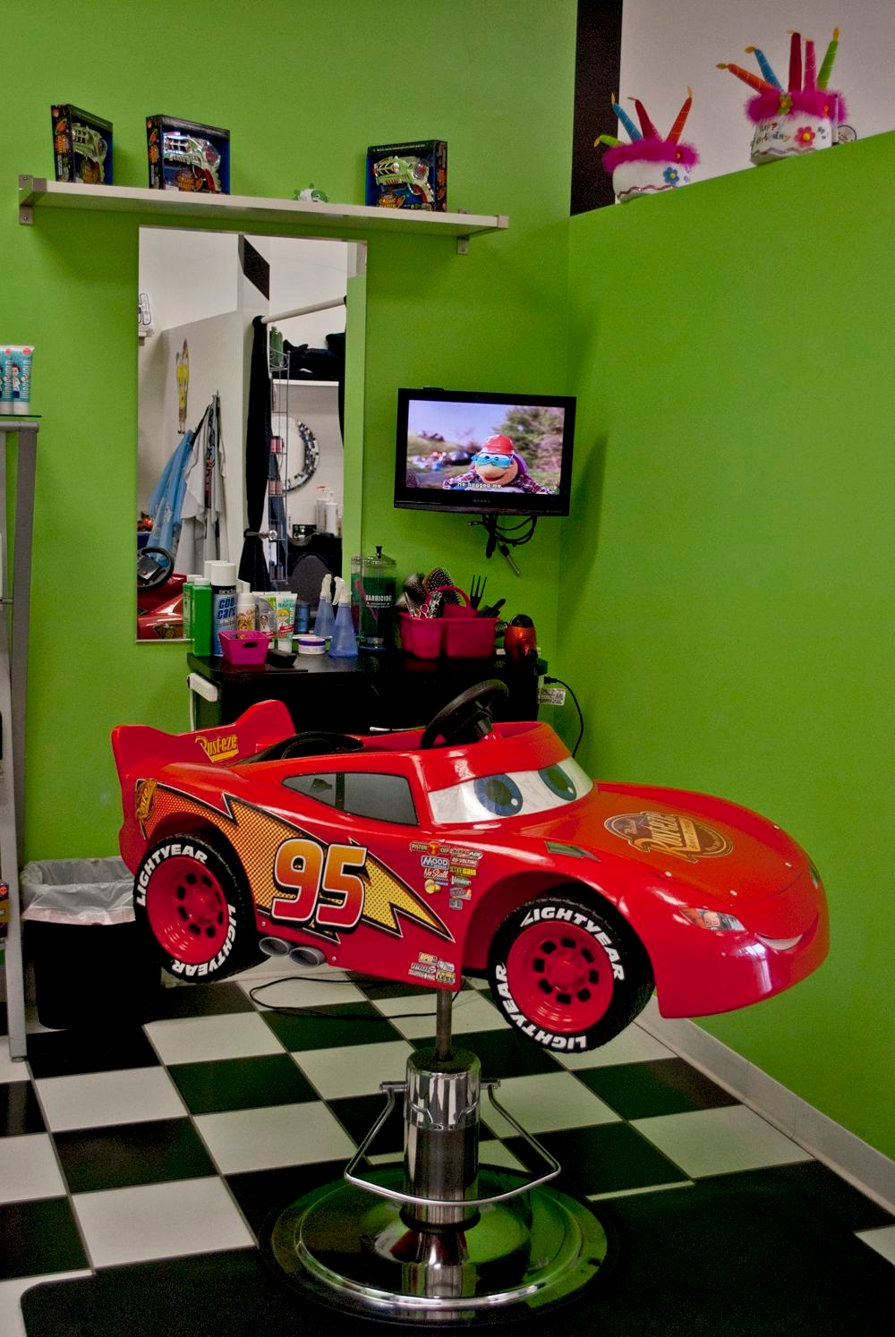 Lightning McQueen Kiddie Car