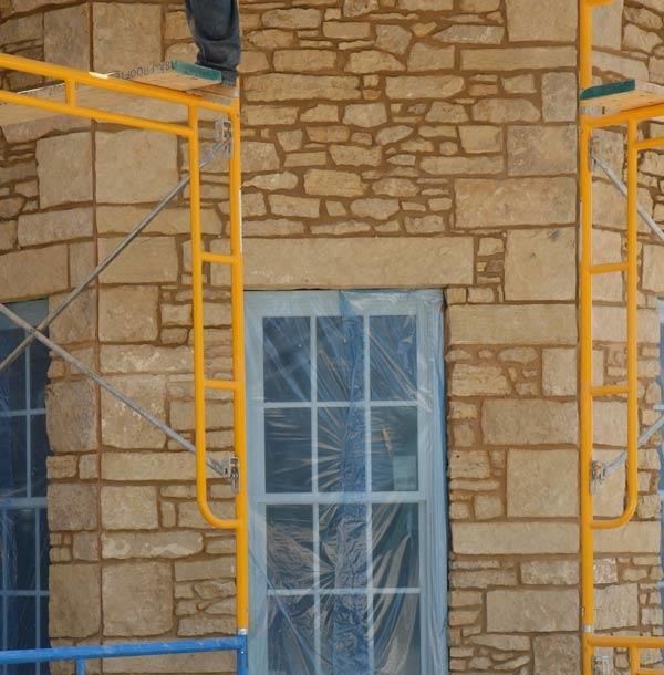 Stone tuckpointing