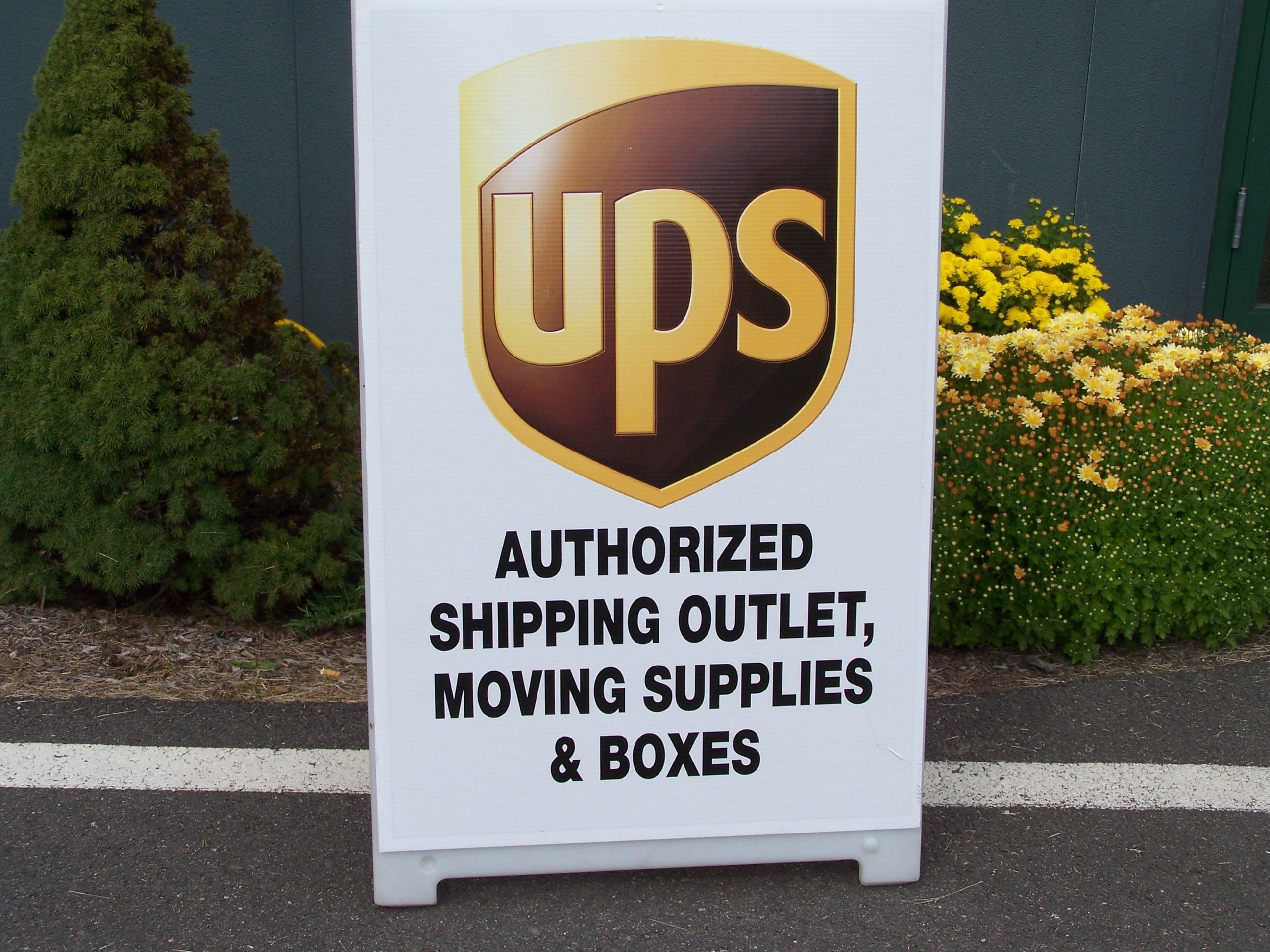 UPS Authorized Shipping Outlet!