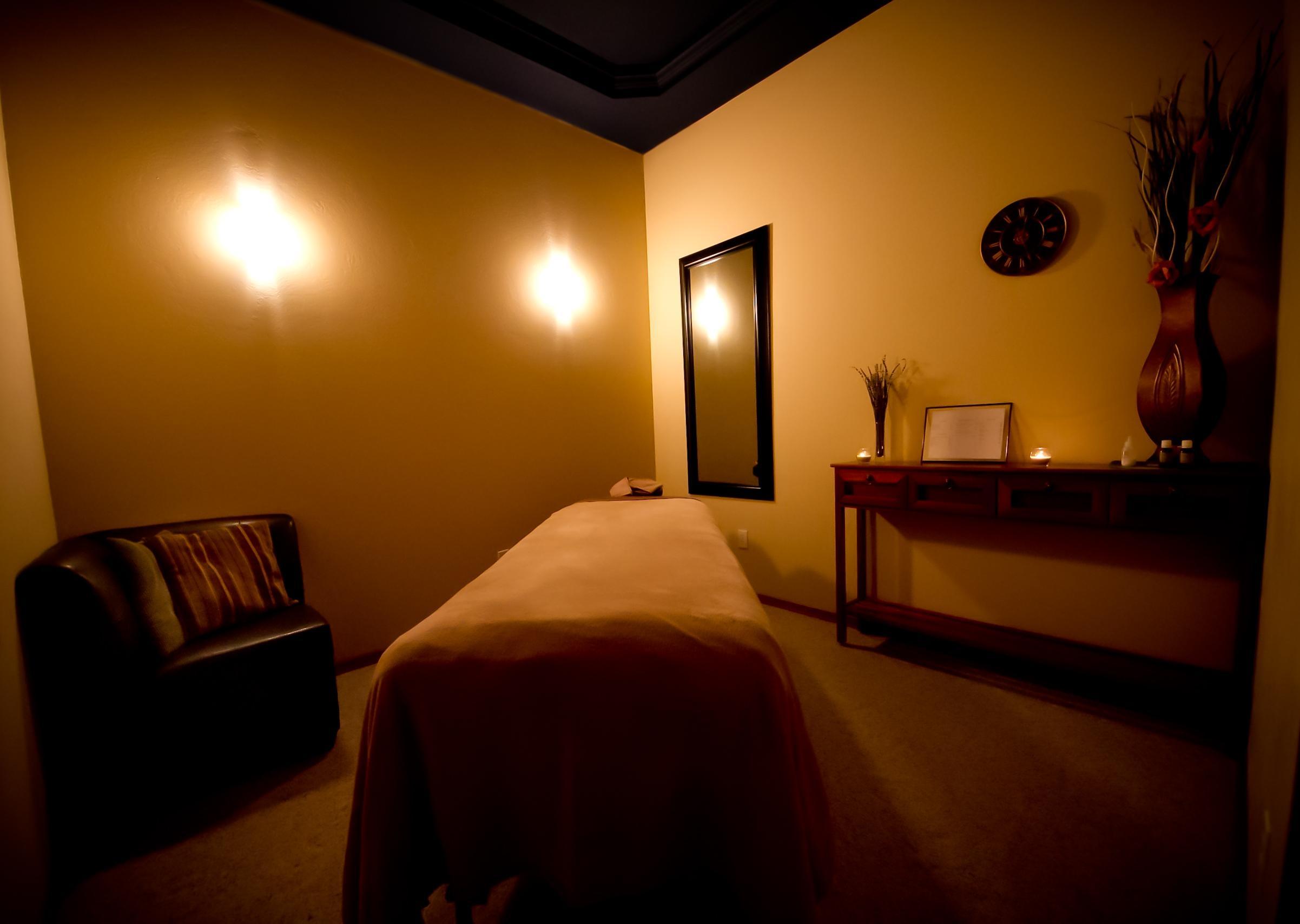 Come, experience our Supreme Bliss, a massage package. One of our many options created to help you choose your Bliss!!