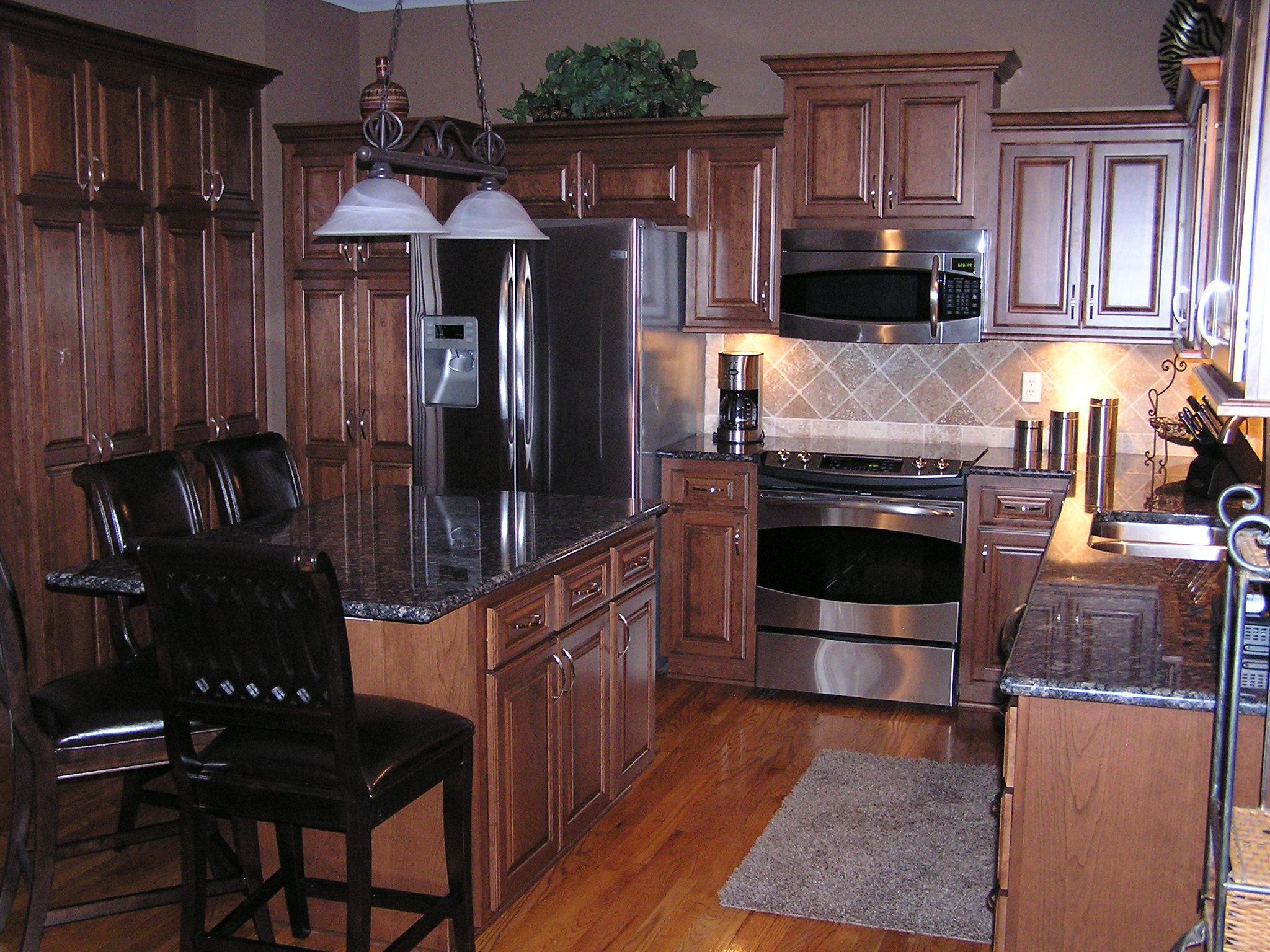 Kitchen Cabinet Refacing