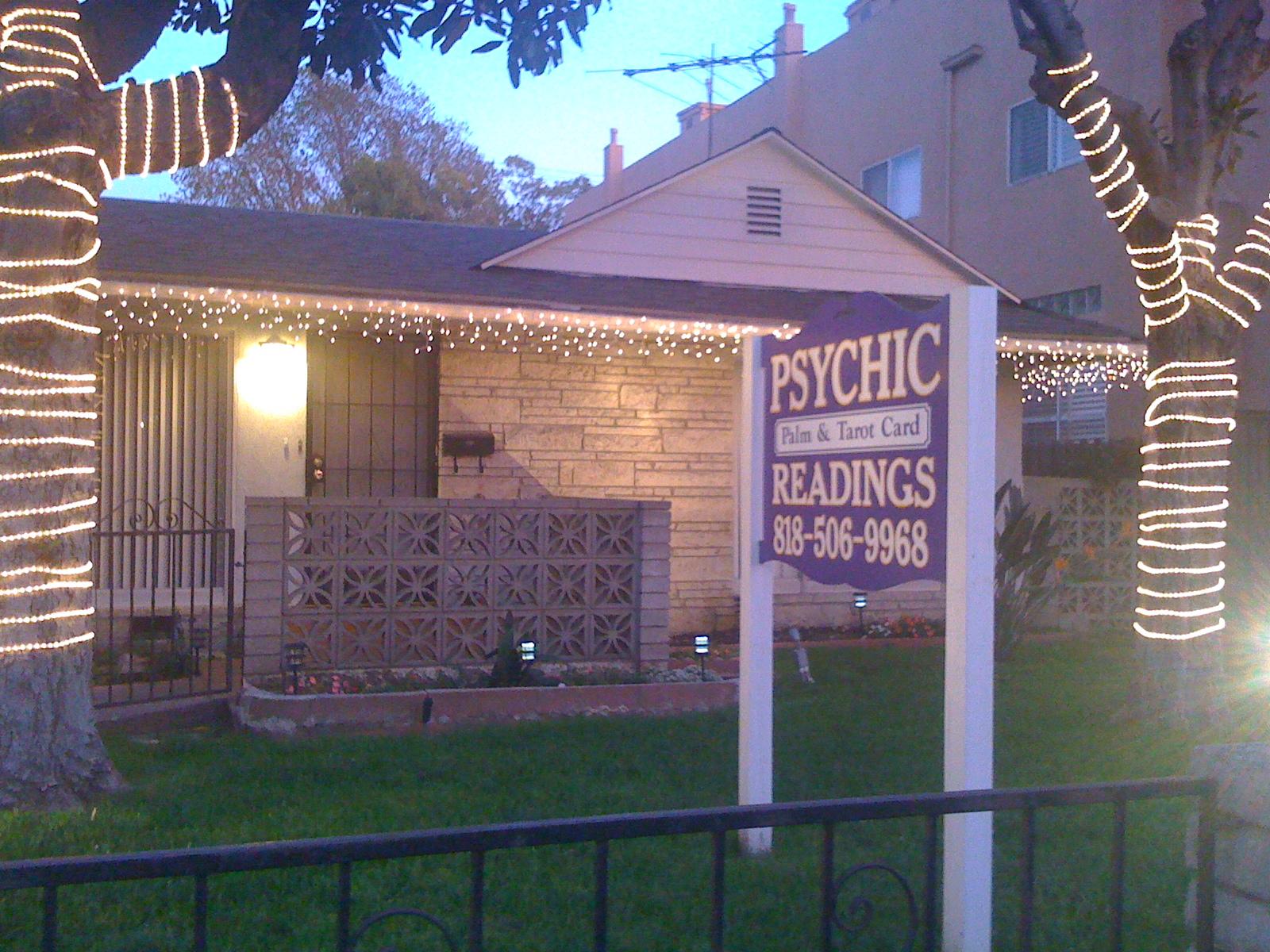 Psychic & Palm Reader Studio City