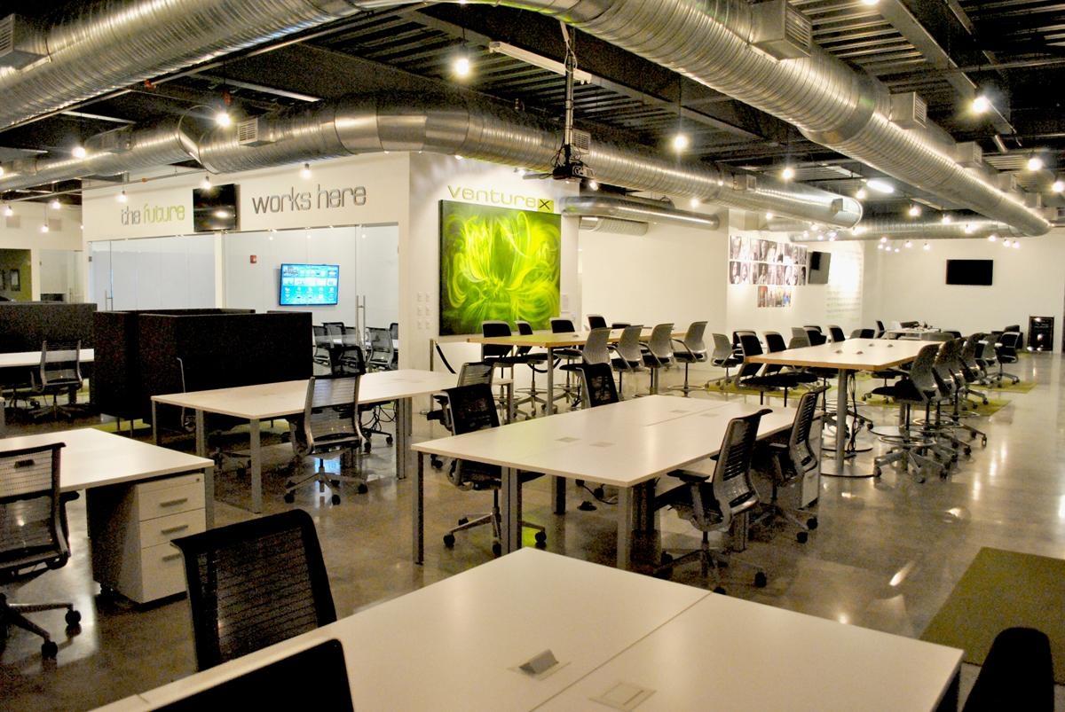 Venture X - Naples Office Space