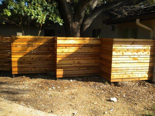 Horizontal cedar privacy fence