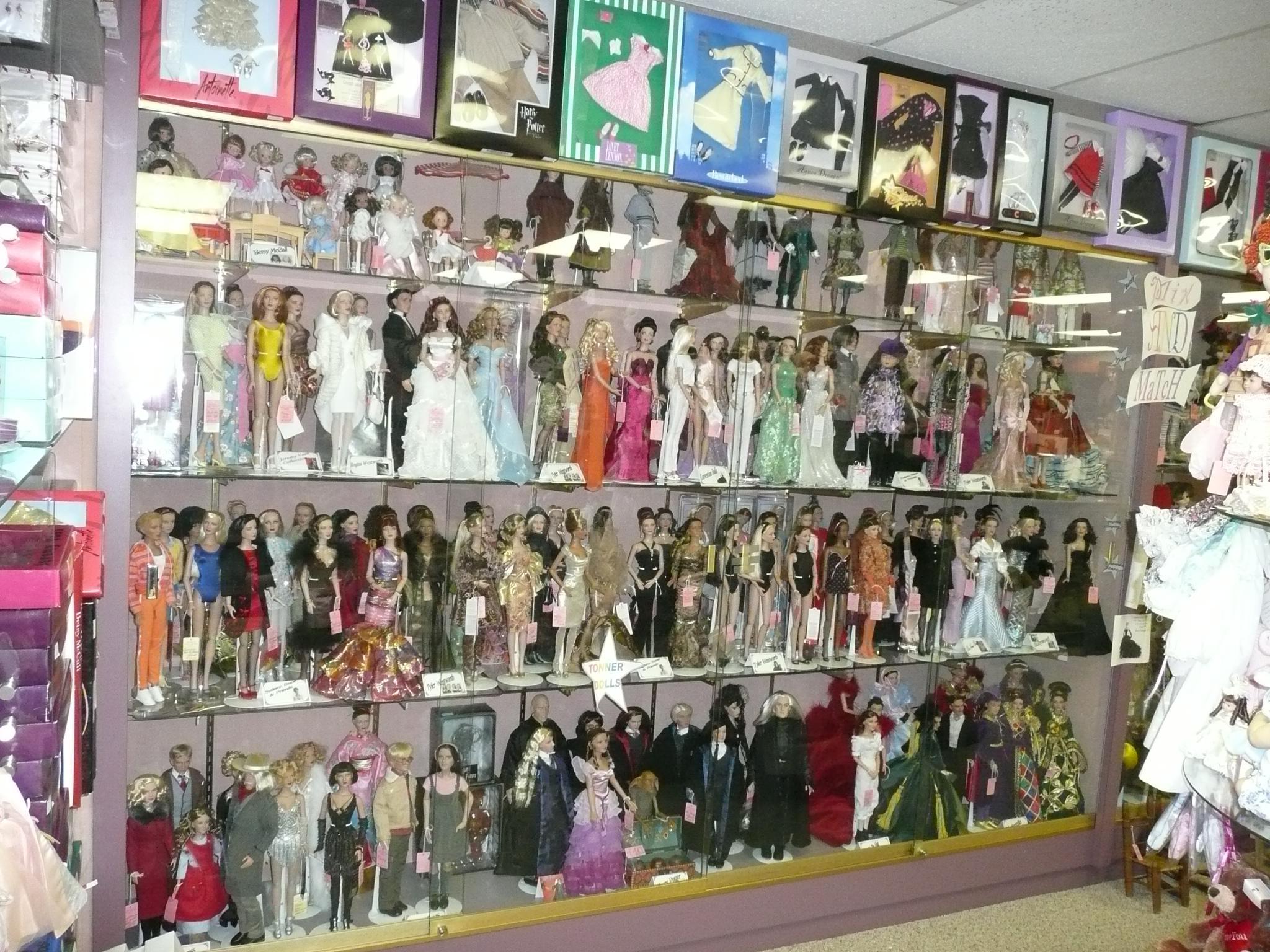 Tonner Fashion Dolls.