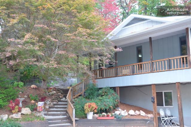 The Guest House at Dogwood Ridge