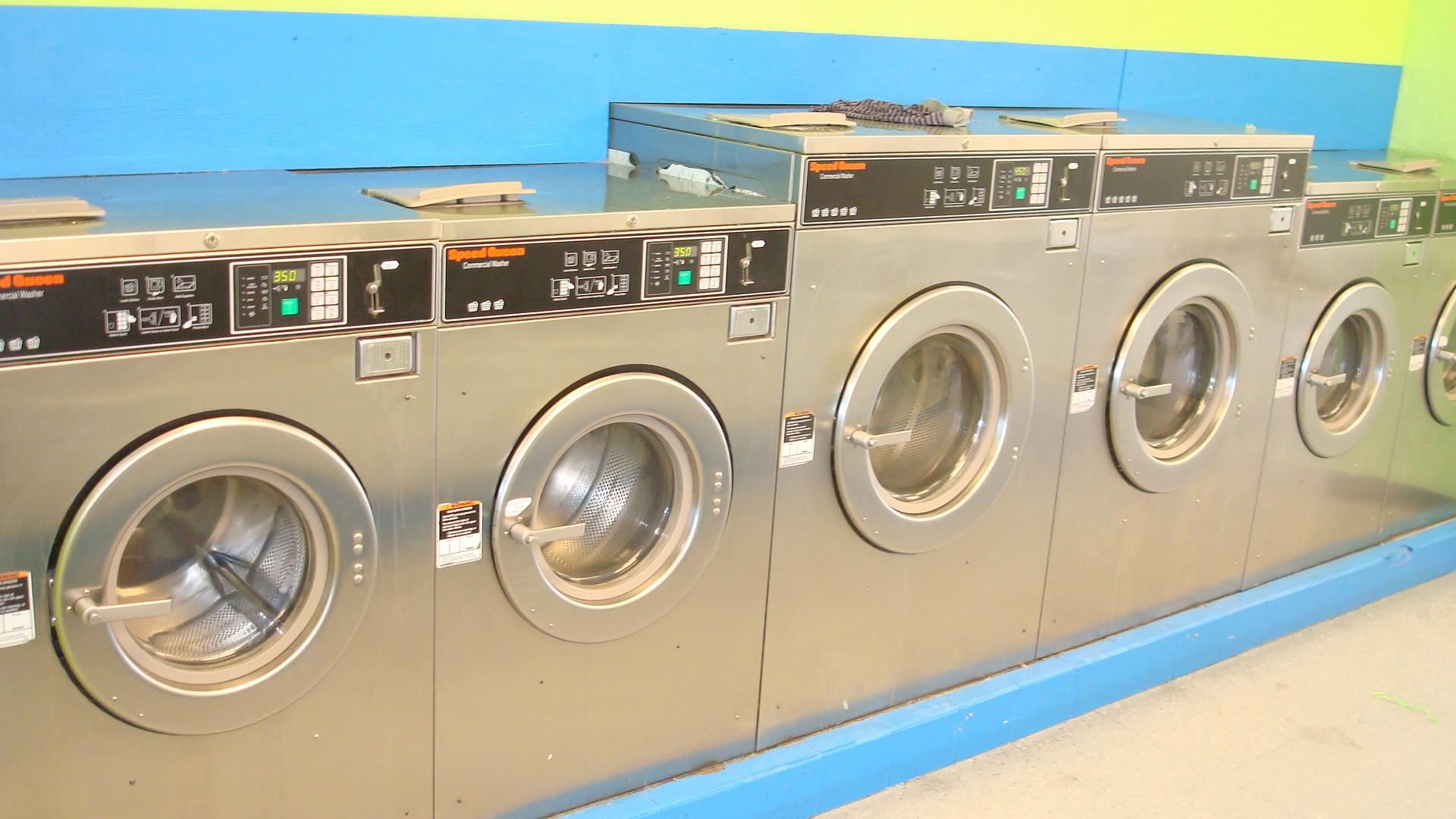 A look at Phoenix Dry Cleaners, La Tina Laundromat