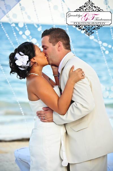 Riviera Maya destination wedding photos NOW Sapphire