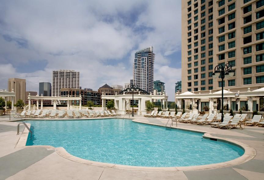 Manchester Grand Hyatt San Diego Pool