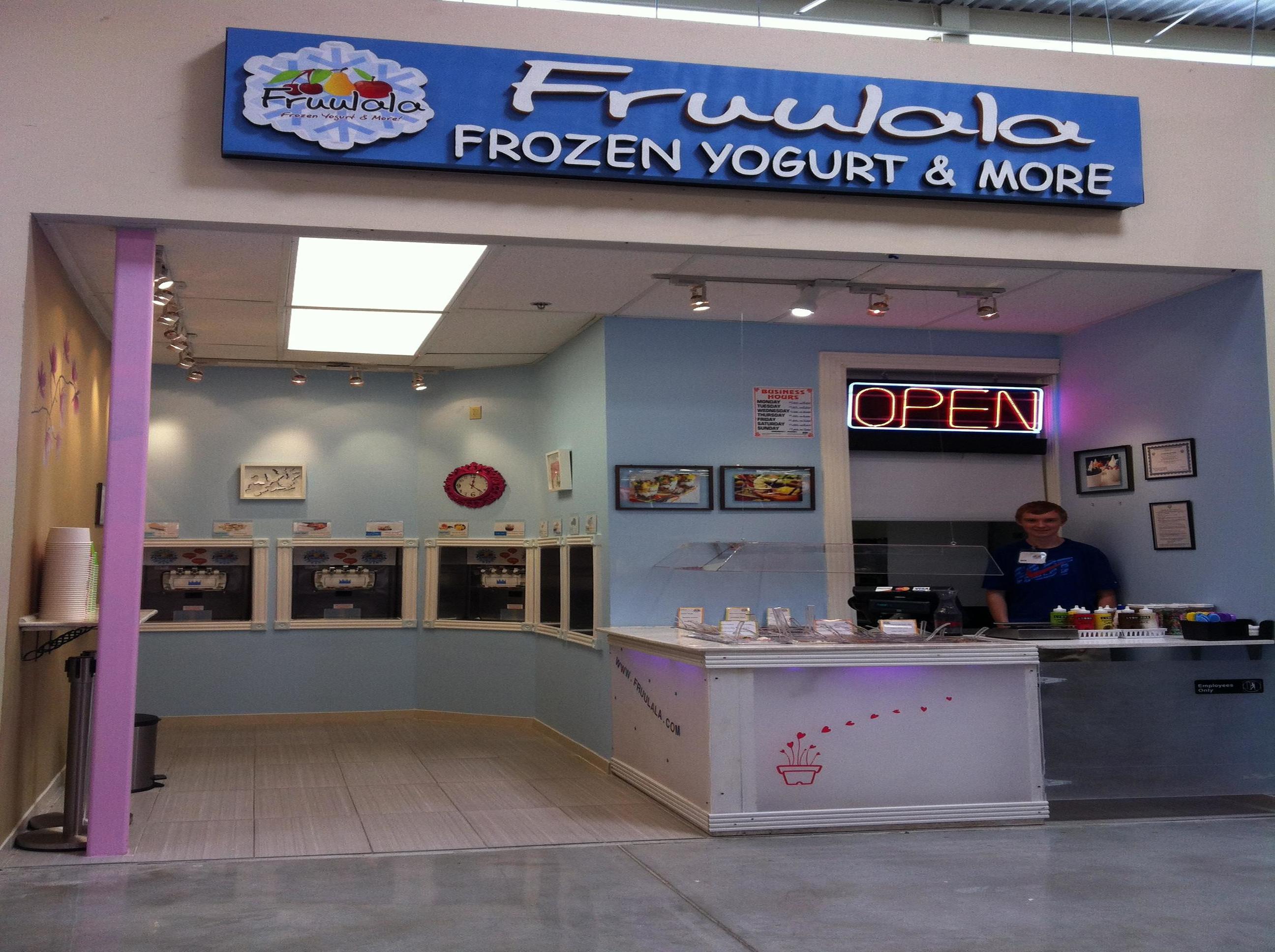 Fruulala Frozen Yogurt Store in Katy, TX