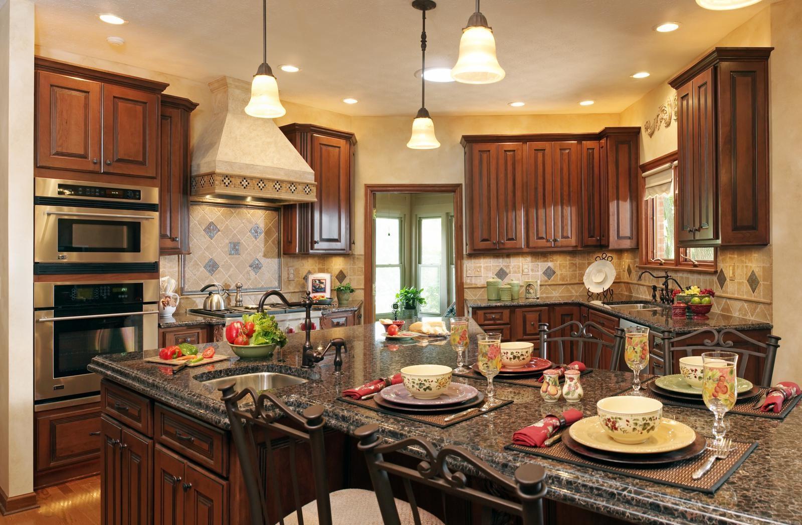 Kitchen Remodeling with Cabinet Refacing