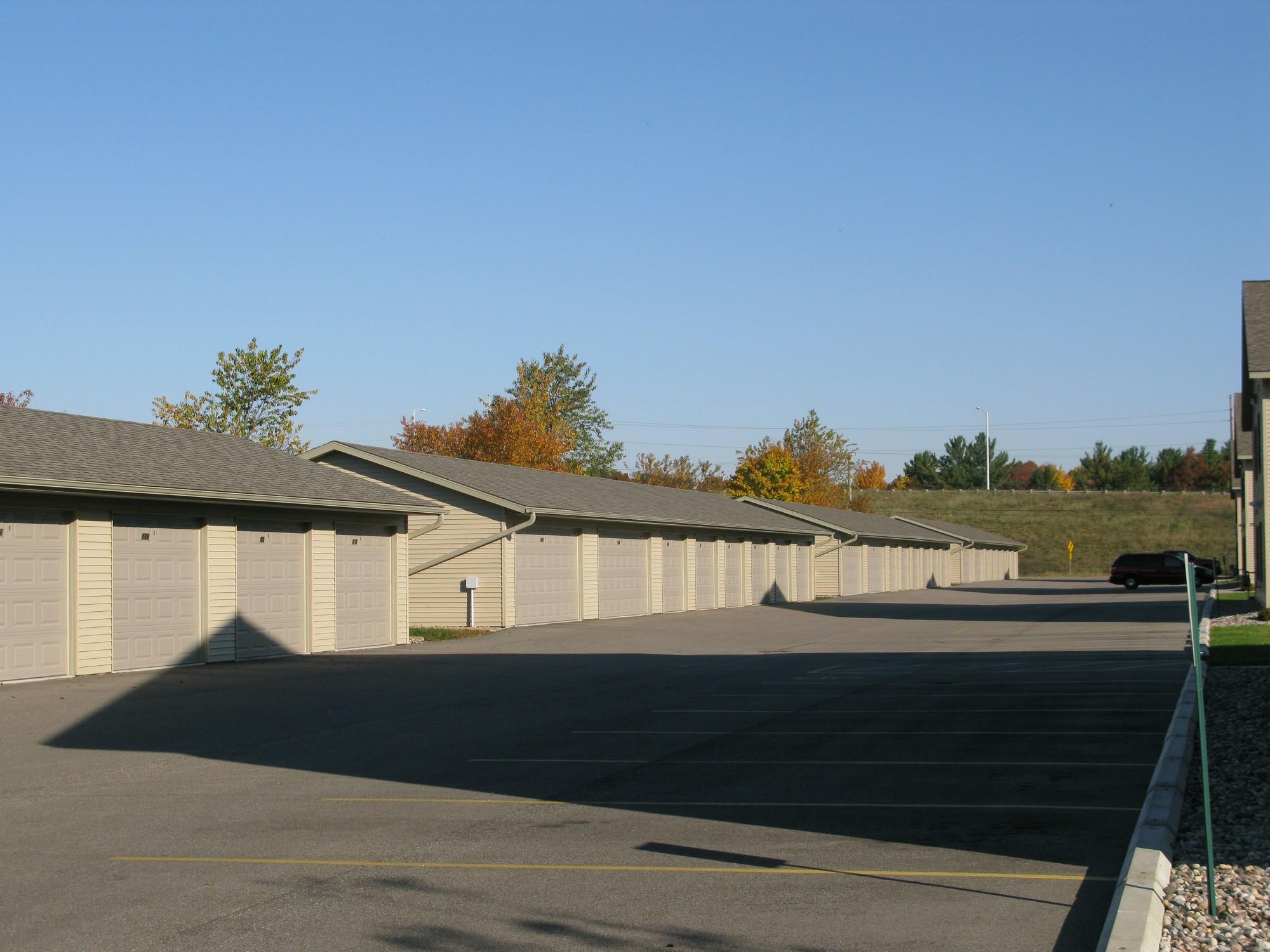 Birchwood Apartments - Garages - Wisconsin Rapids, WI