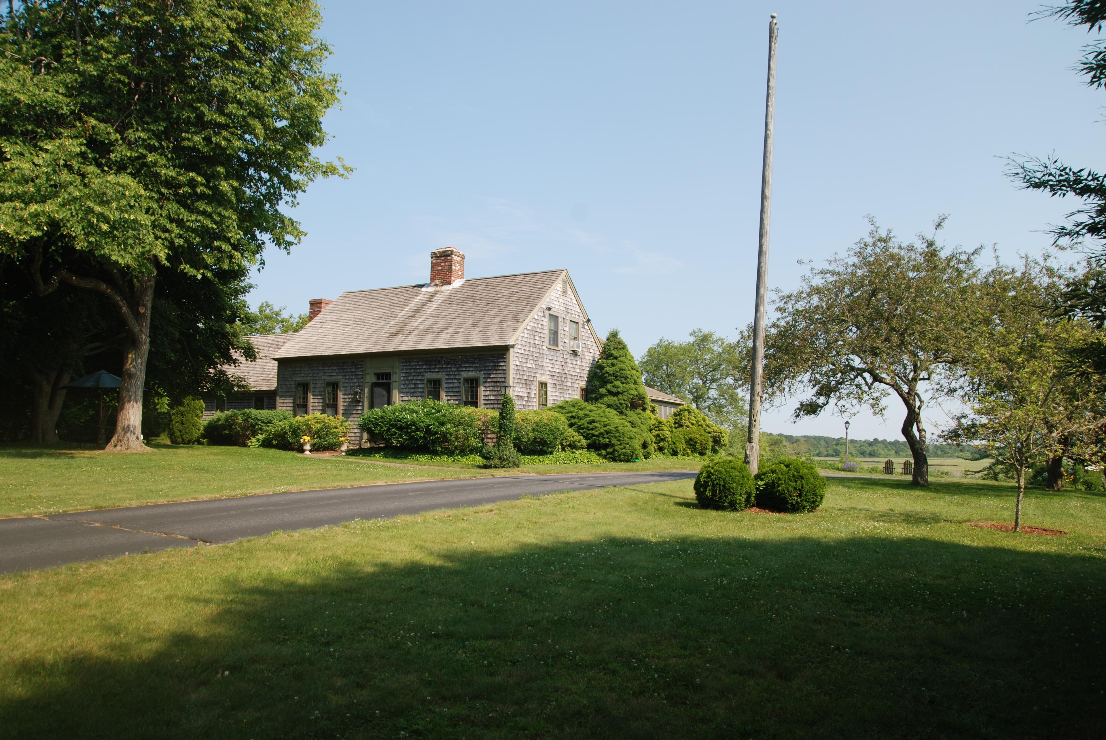 The Ruddy Turnstone Inn, Cape Cod MA