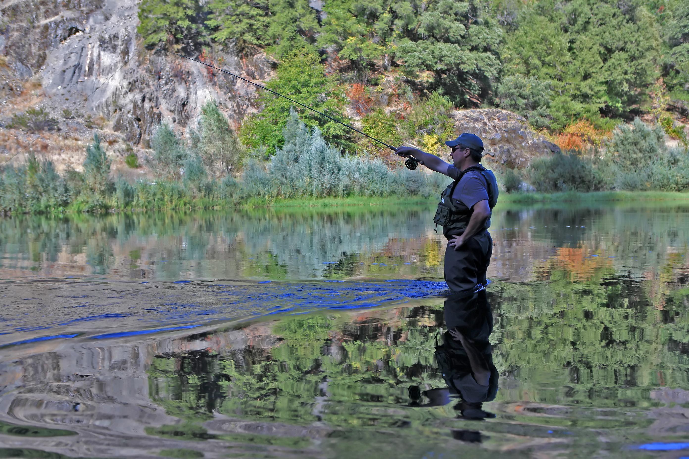 steelhead fly fishing guide service with complete lodging packages