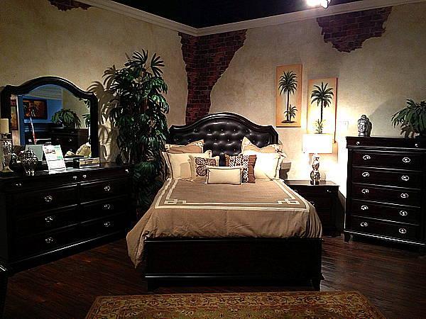 High Quality 5 Piece Bedroom Set - Gillette