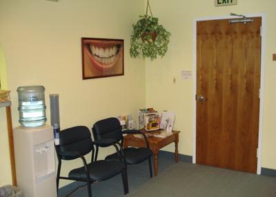 Jonathan E. Silverman, DDS- experienced Cosmetic Dentist (office)