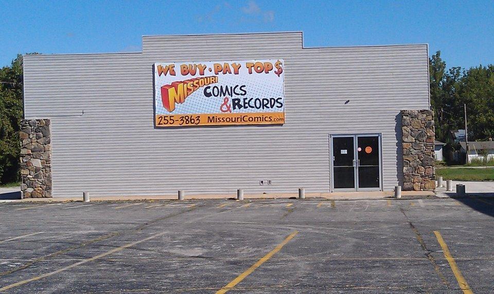 5,200n sq ft warehouse FILLED with comic books and vinyl records