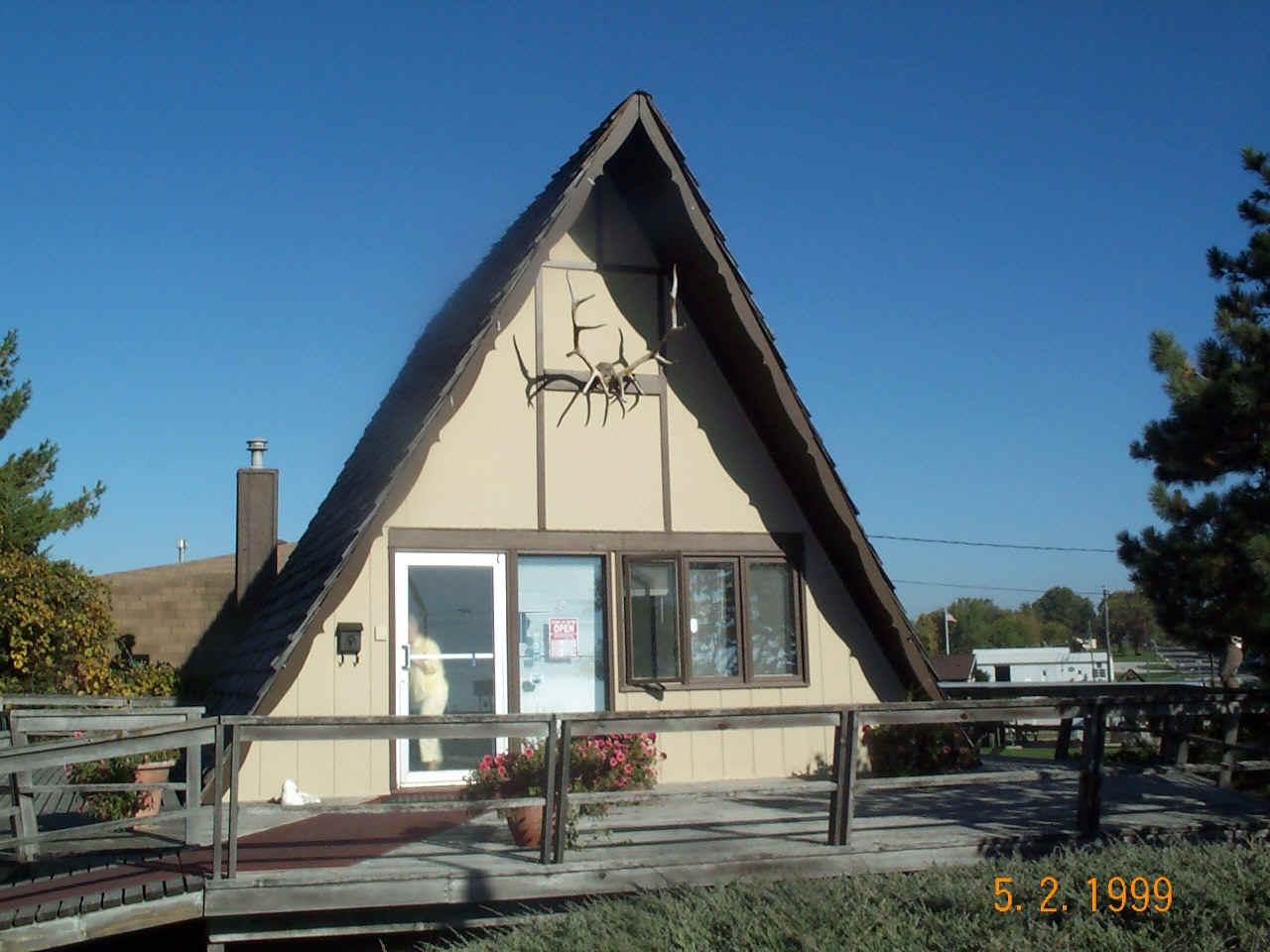 Red Haw Realty A-Frame Office Building