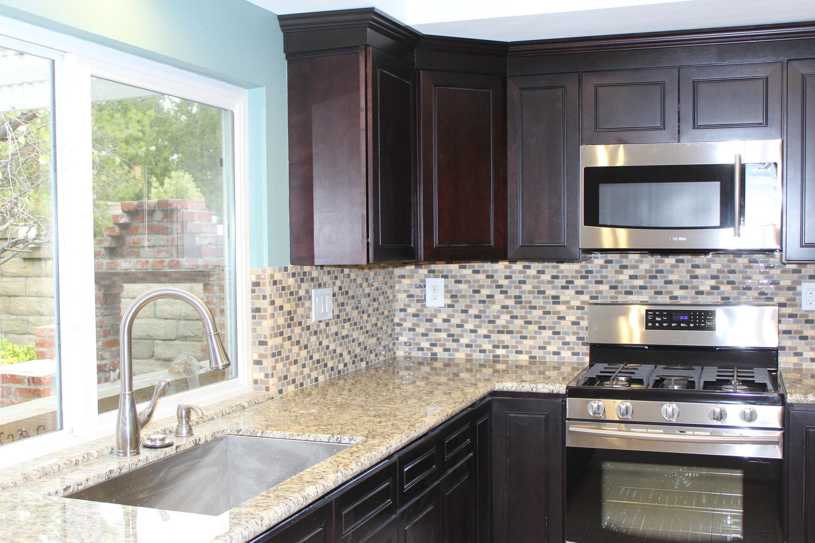 Kitchen Remodel with tile backsplash