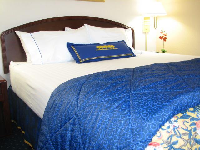 Courtyard Dallas DFW Airport North/Irving Guestroom Bed