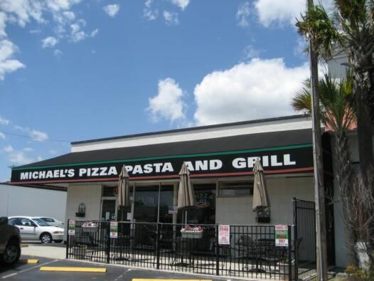 Michael's Pizza, Pasta & Grill