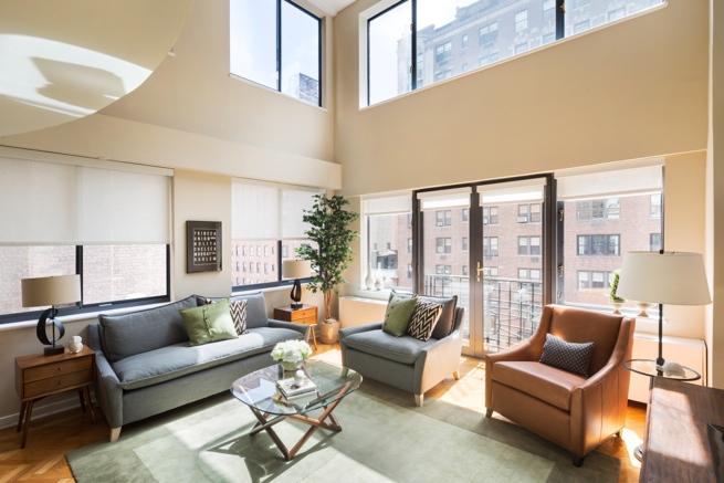 Living Room with Ample Seating and Sofa Bed