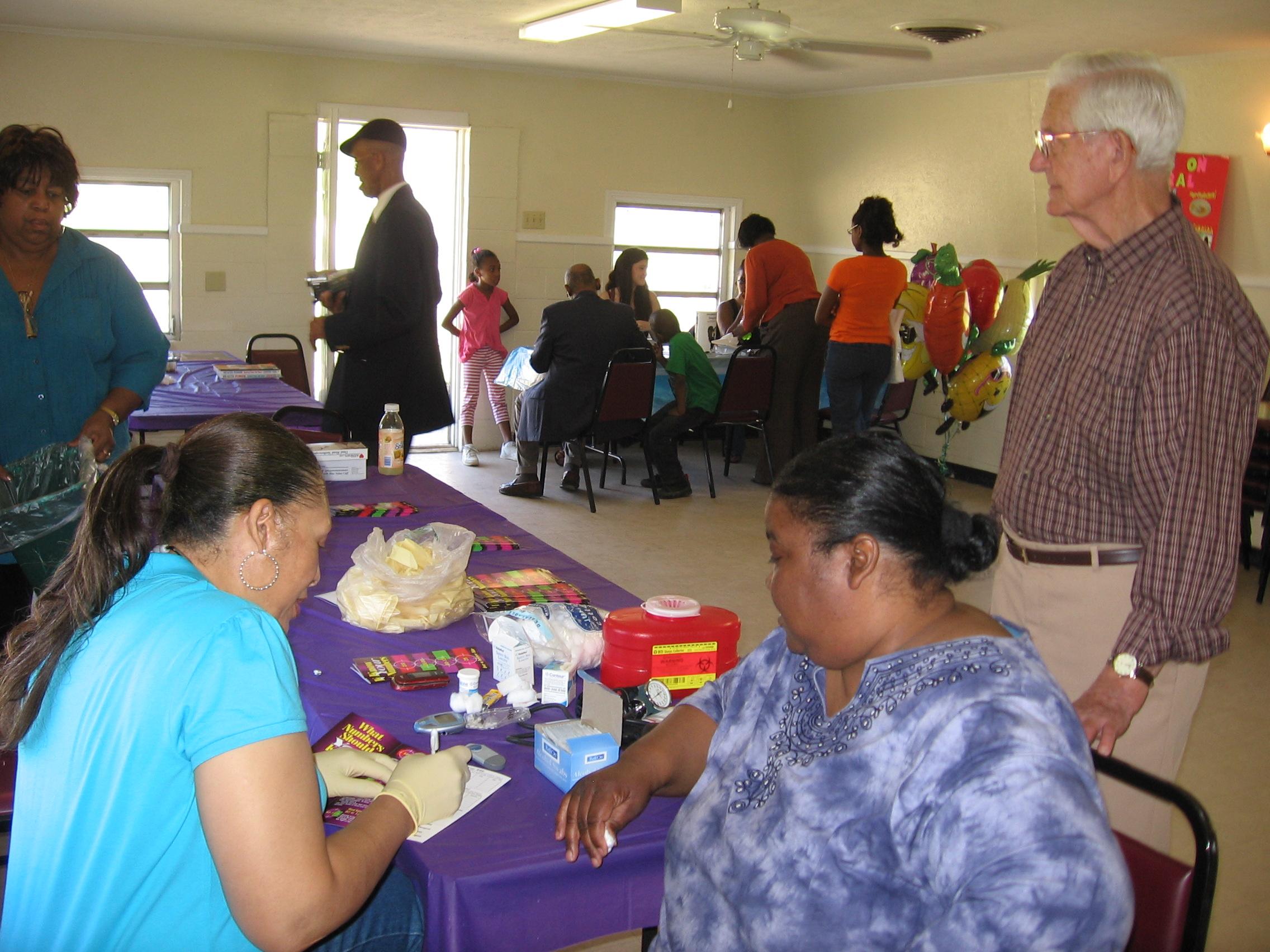 K Ford giving Glucose Screening