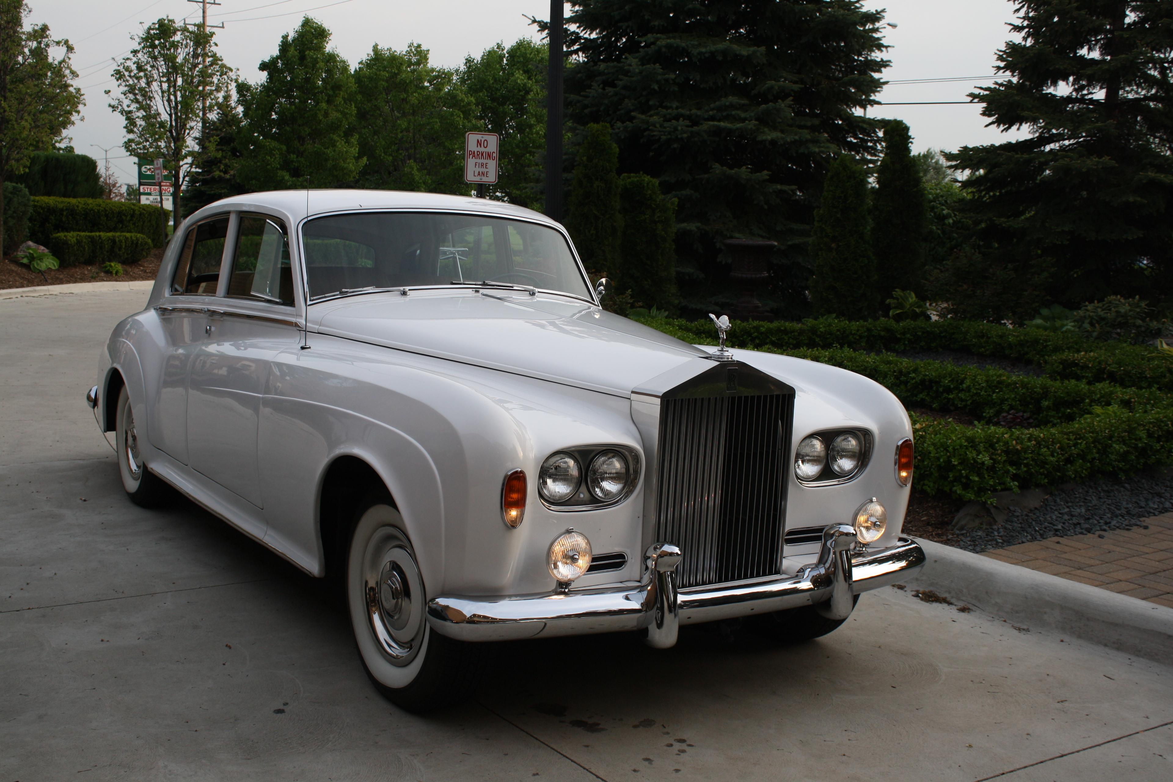 Vintage Rolls Royce Rental