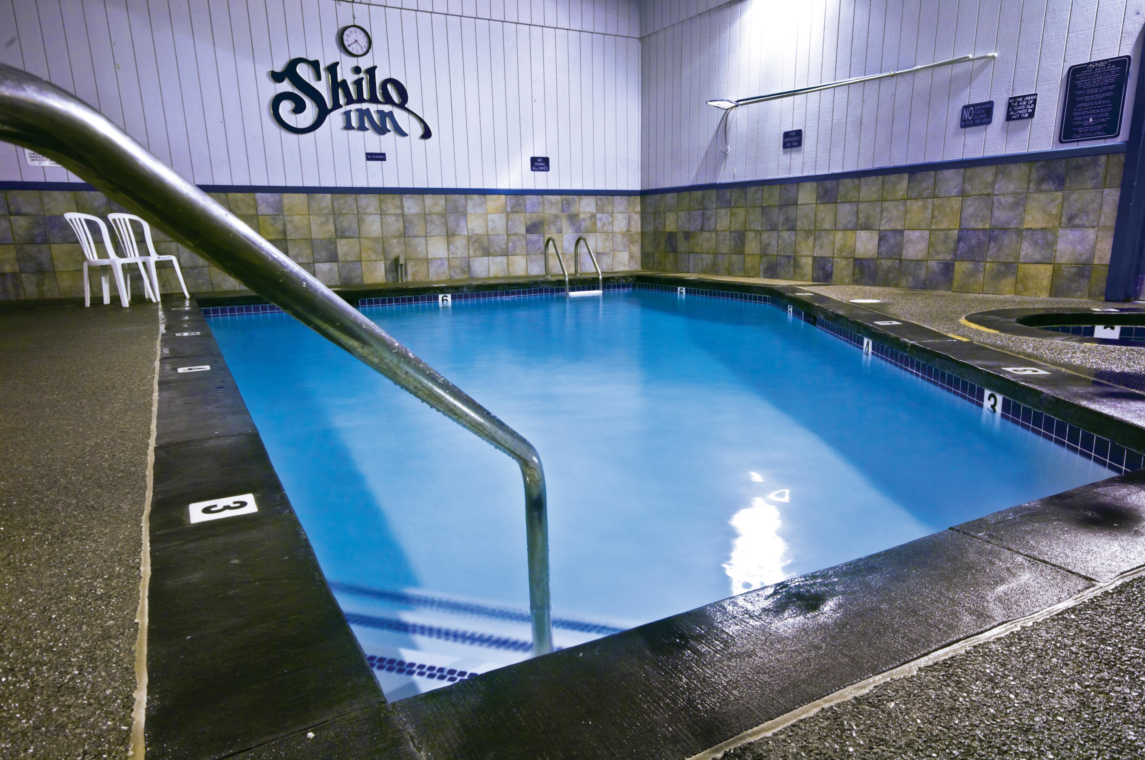 Shilo Inns Helena Suites Pool