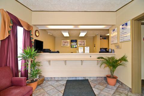 Americas Best Value Inn & Suites-Canton/Detroit