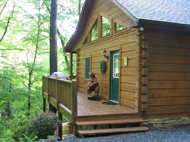 Arbor Den Log Cabin side entry