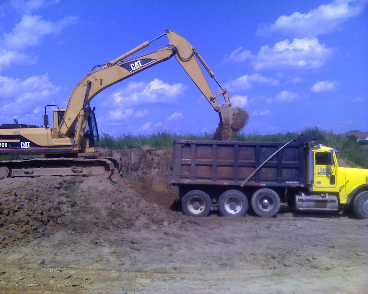 Hoover Trucking and Topsoil Nashville, TN