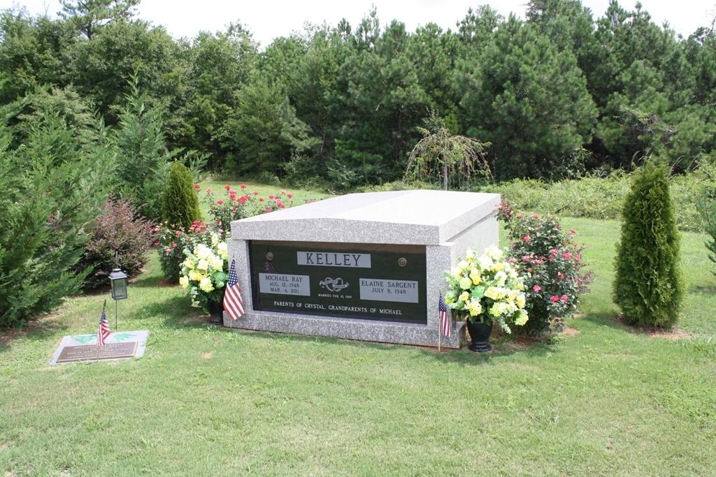 Broadlawn offers private mausoleums constructed of solid granite. They are the highest quality buildings in the world making them an excellent choice for those who prefer above ground burial.