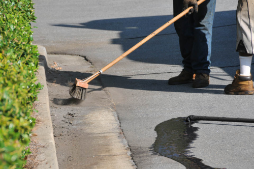 Asphalt Sealcoating