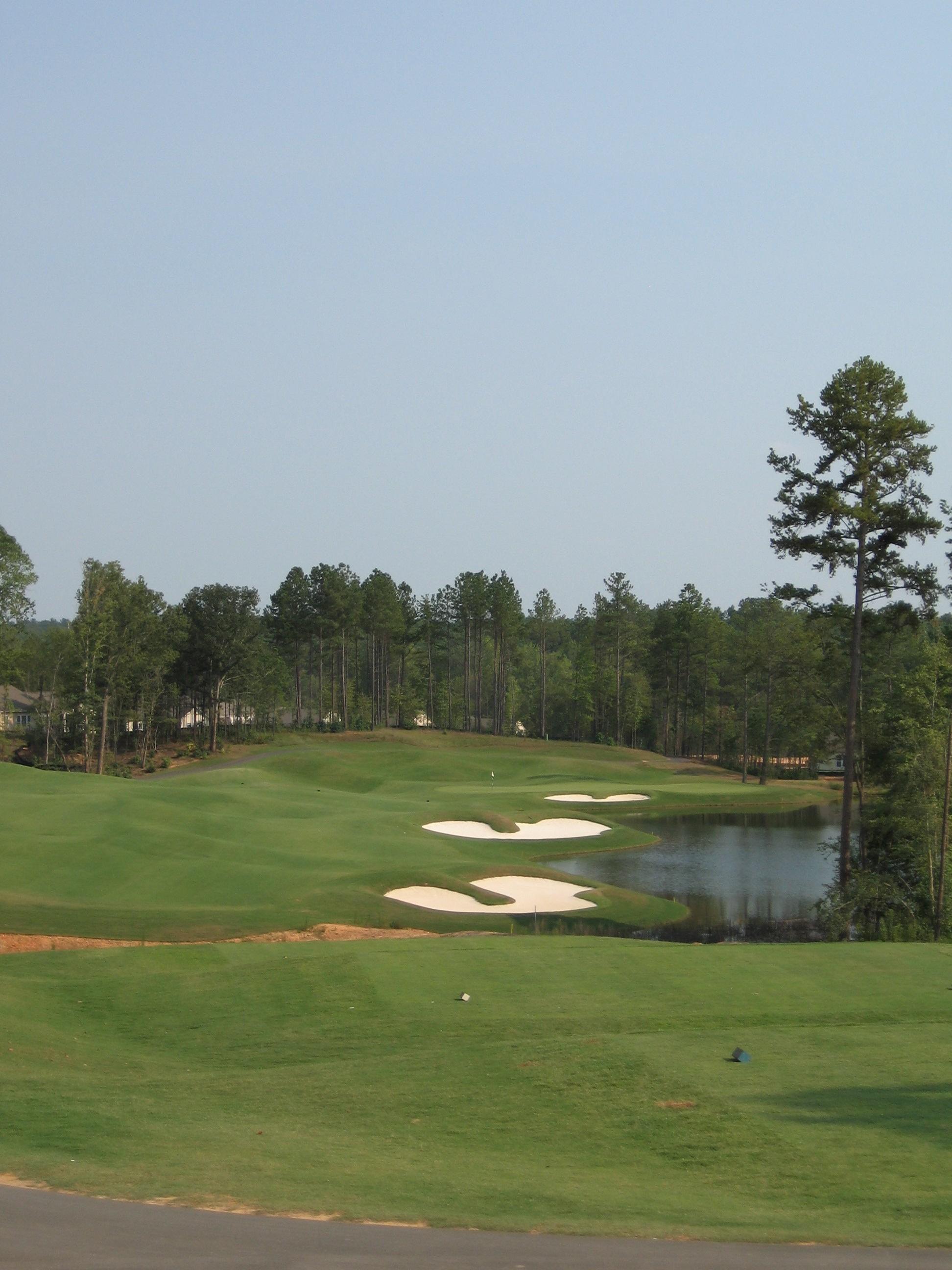 Hole 15, 383 Yards, Par 4