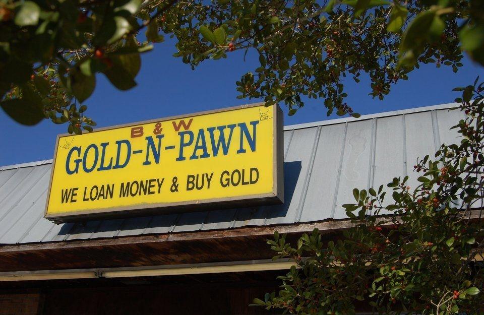 B&W Gold N PAwn