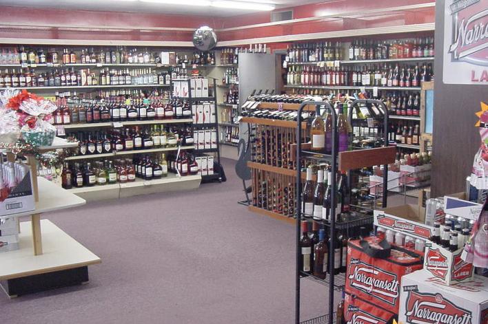 JR Liquors