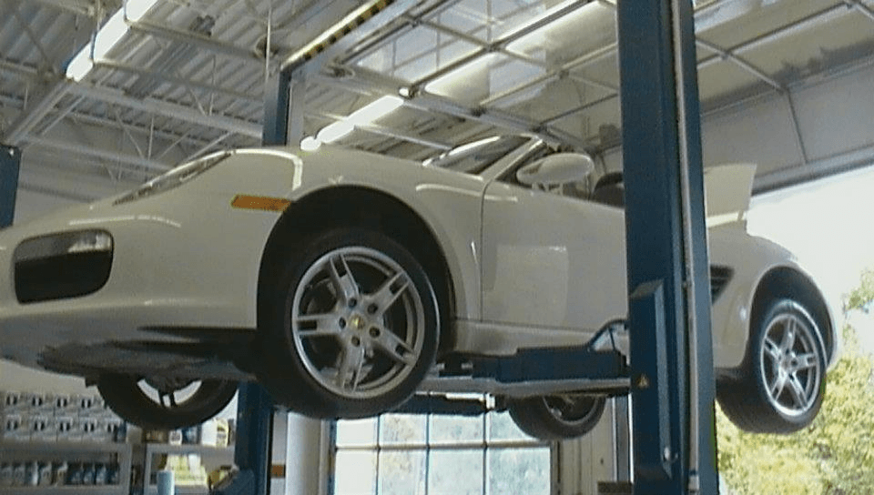 porsche mechanic