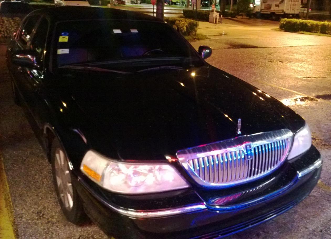 Executive Class Black Lincoln Town Car