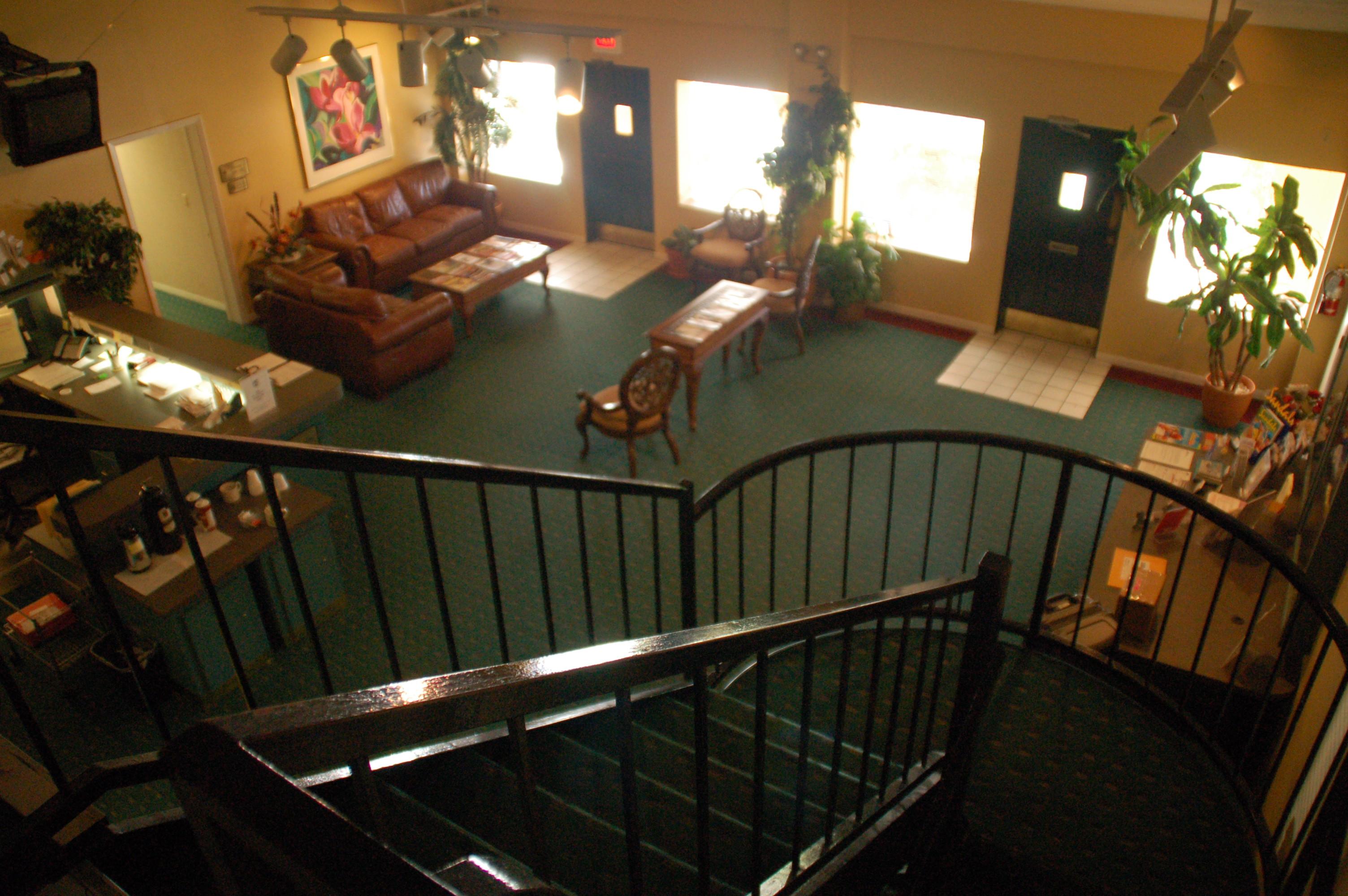 Crealde Business Center Reception Area