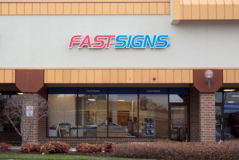 FASTSIGNS of Libertyville