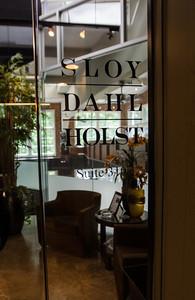 Inside Entry Way - Sloy Dahl & Holst Inc