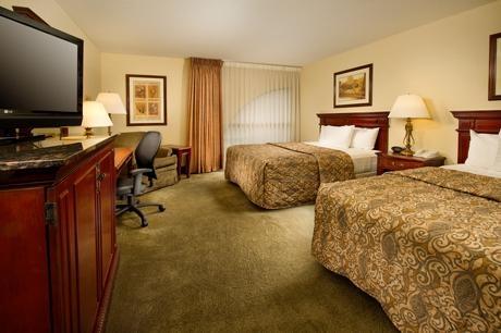 Drury Inn & Suites Convention Center