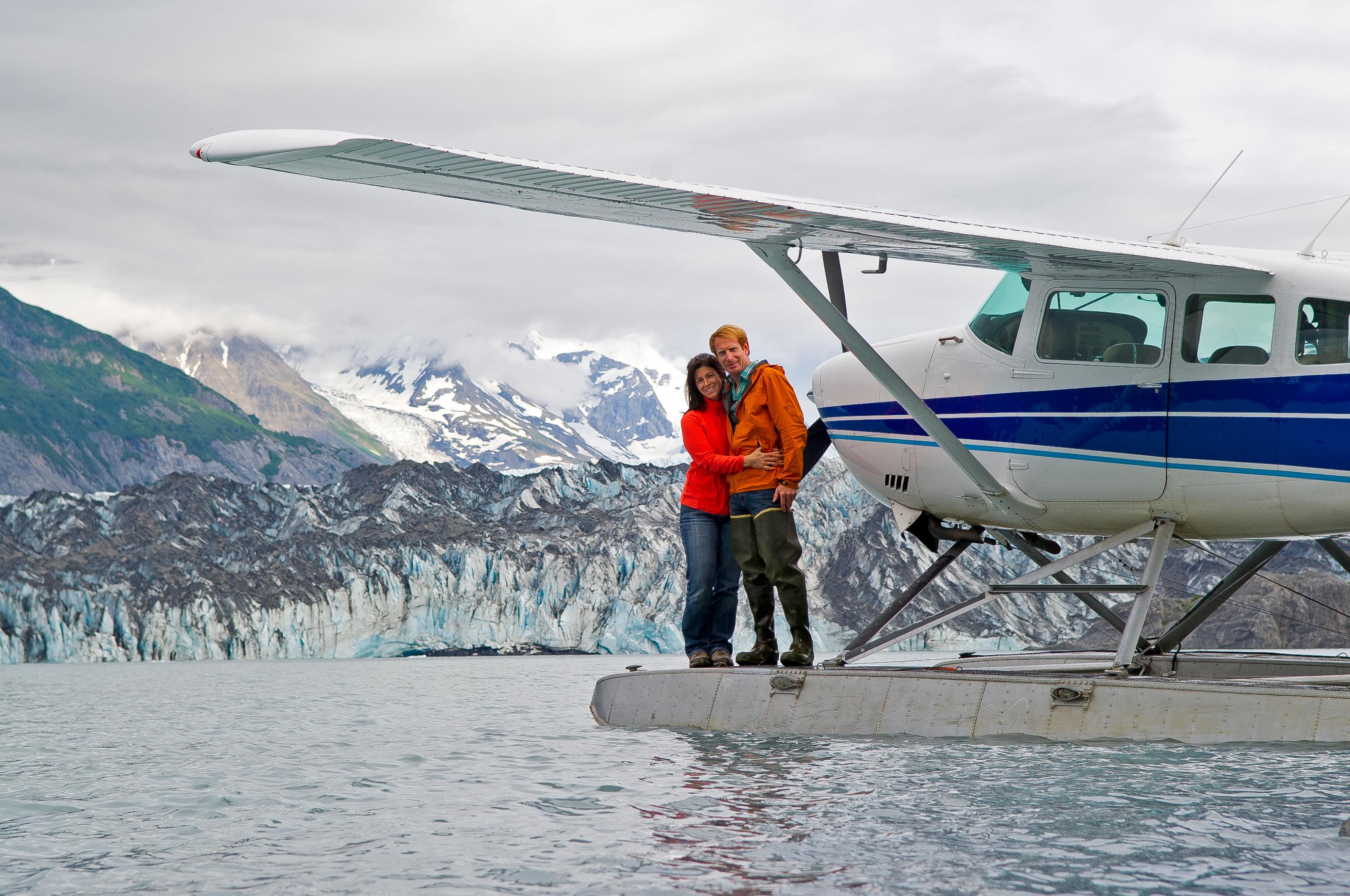 Wildlife and Glacier Flightseeing with alaskafloatplane.com