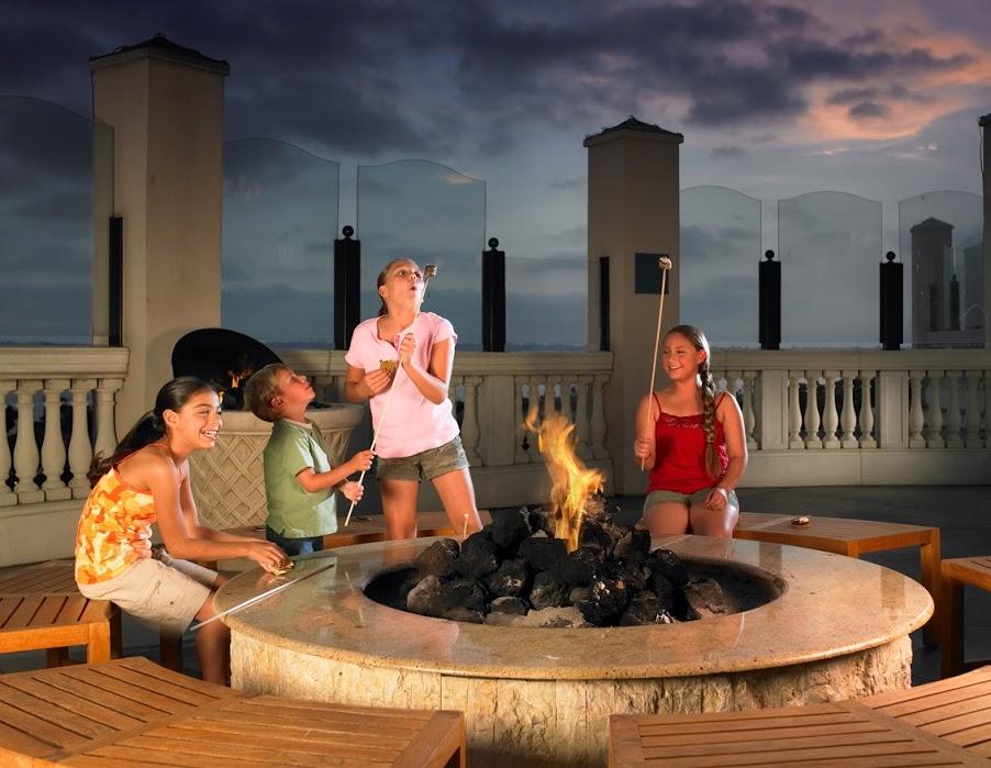 Manchester Grand Hyatt San Diego Fire Pit