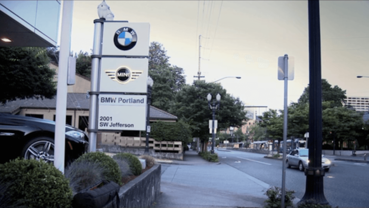 Come by our comfortable Portland BMW dealership showroom today to pick up the BMW of your dreams!