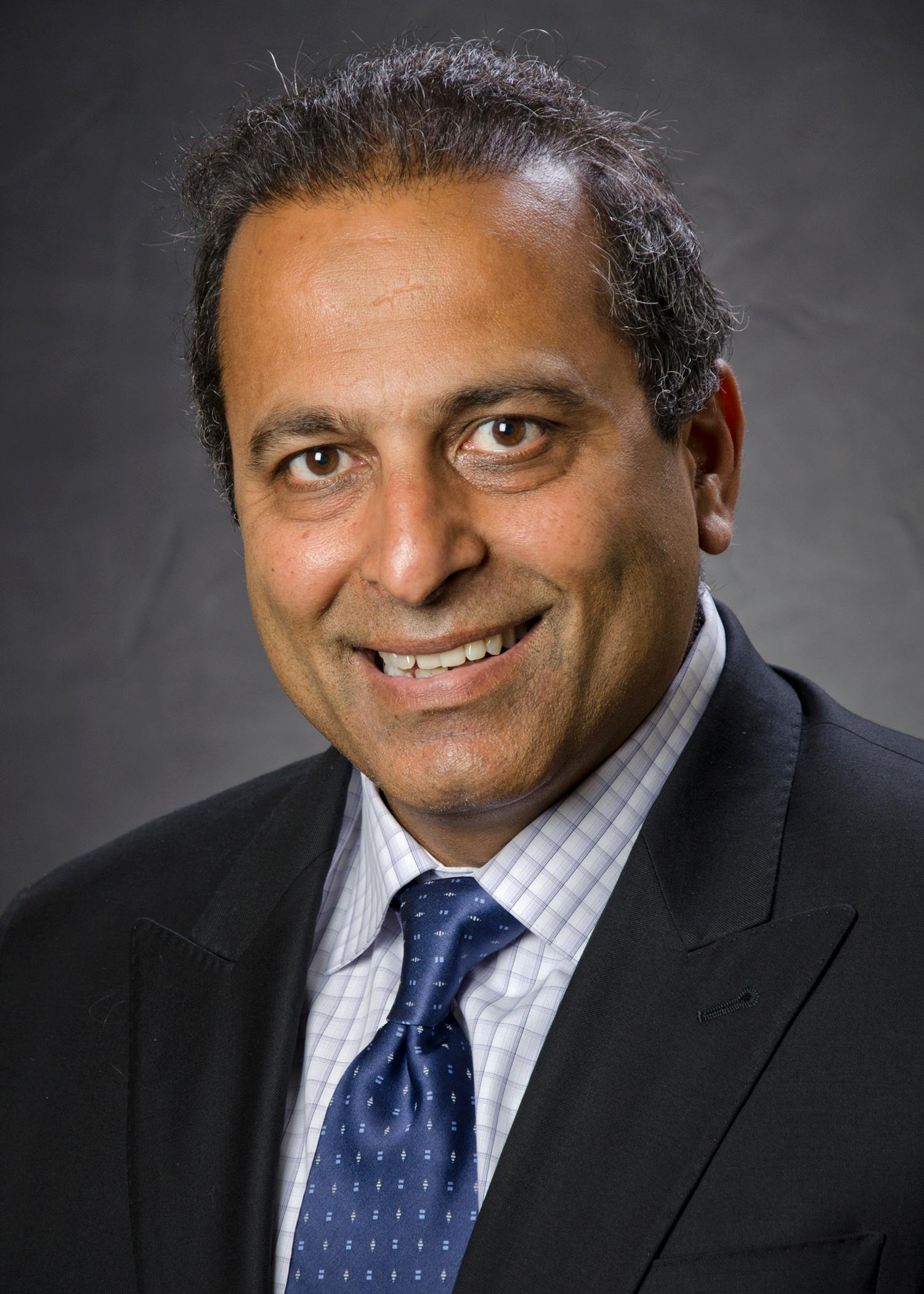 Salil Bakshi, MD