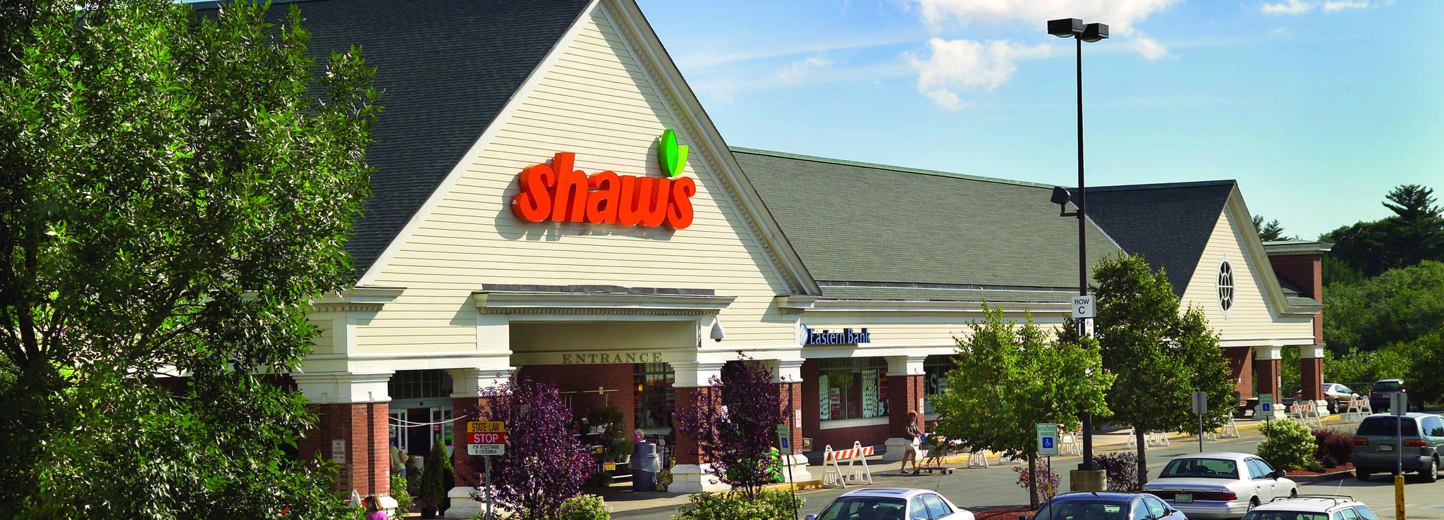 Shaw's Plaza Hanover